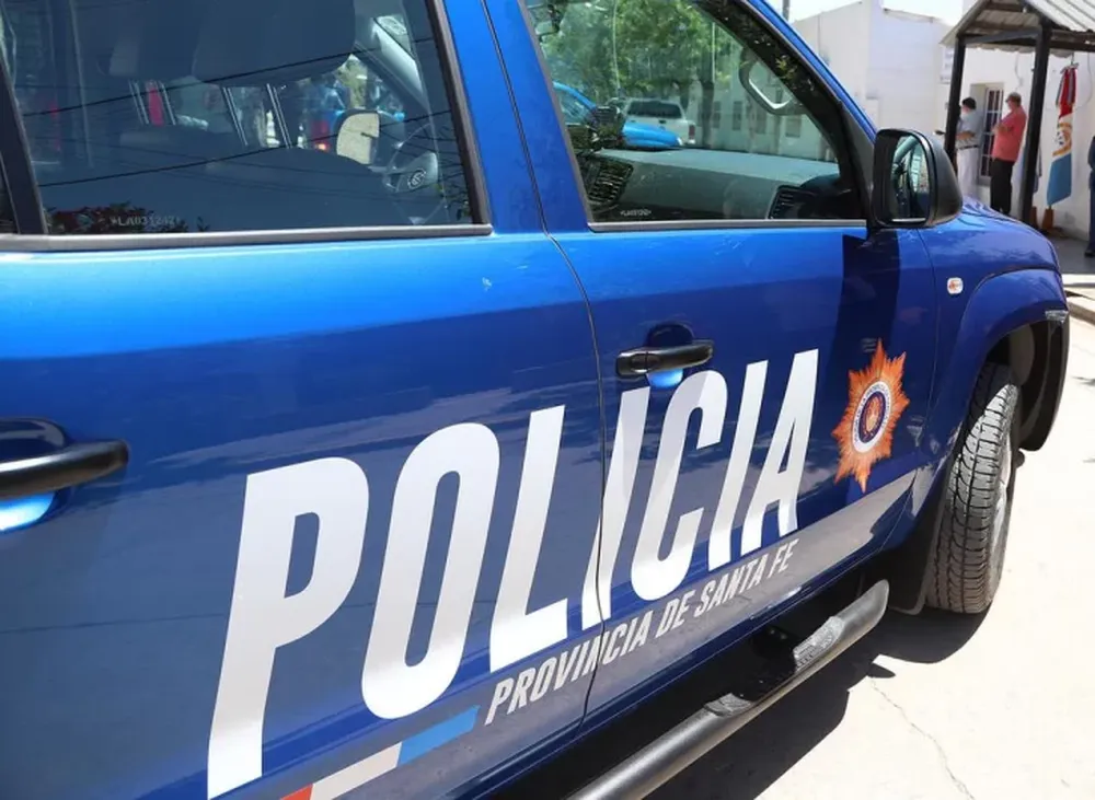 Salió borracho del boliche y robó un patrullero para volver a su pueblo