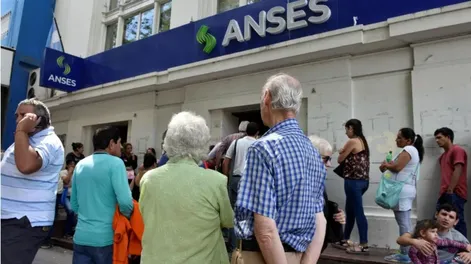 Anses anunció el primer aumento del año para jubilados docentes y docentes universitarios