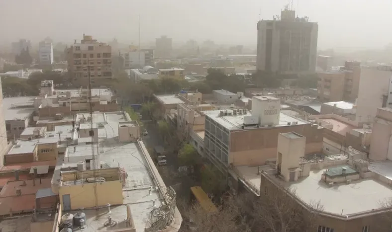 Durante los dos días de viento Zonda, Bomberos  tuvo más de 40 intervenciones