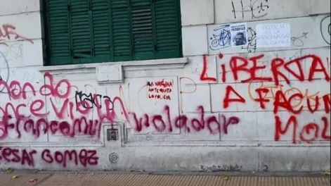 Protestas en la calle y daños a la propiedad