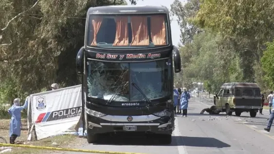 Doble tragedia en la Ruta 20: las víctimas fatales eran padre e hijo