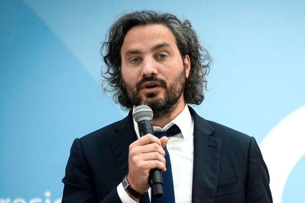 El Gobierno firmará un contrato con el laboratorio Moderna para comprar vacunas contra el coronavirus