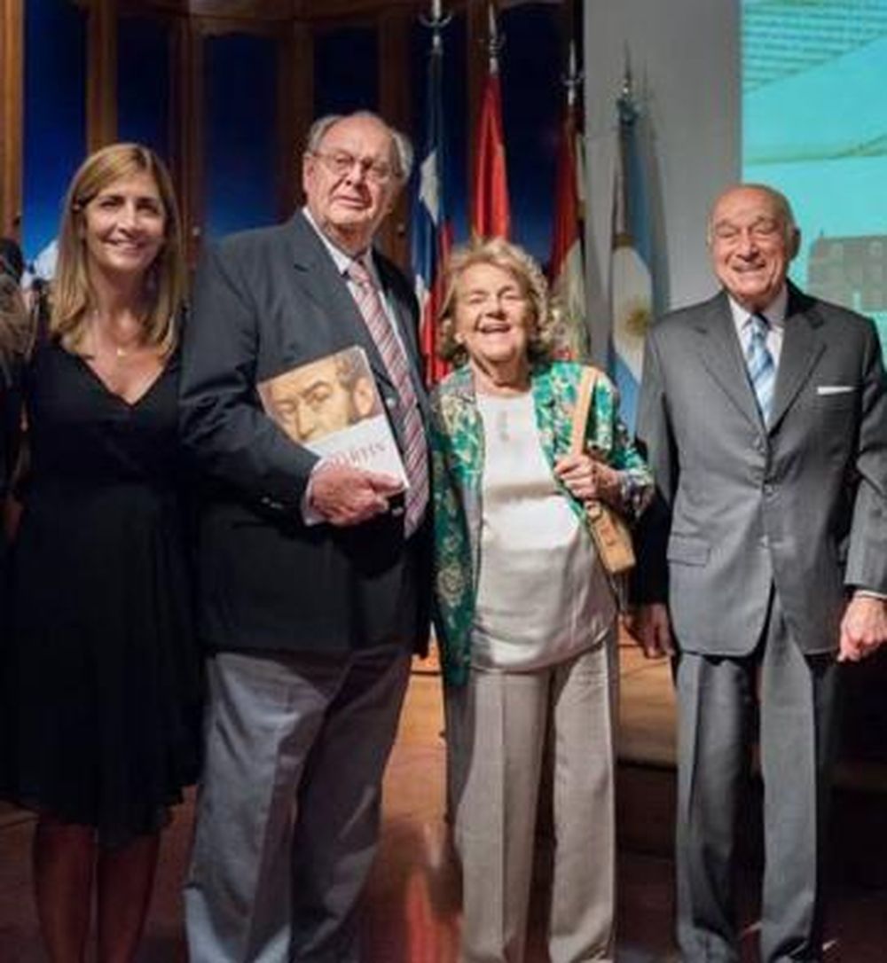 “Ideario de San Martín”, editado por Fundación Banco San Juan