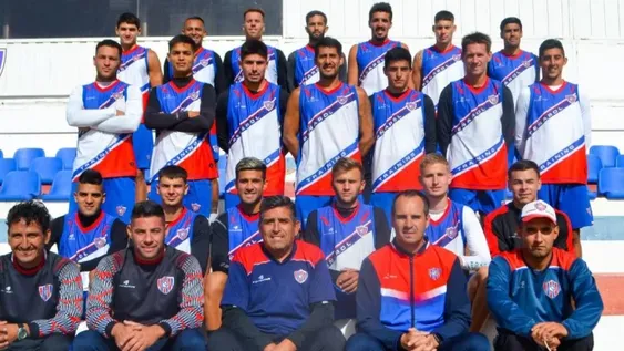 El Bohemio con el regreso de Bove y un armado casi desde cero, va por todo