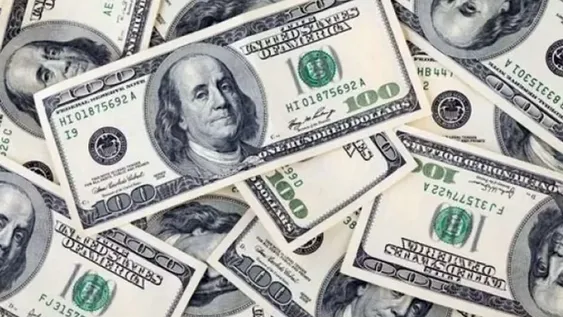 El dólar registró su segunda suba al hilo y cerró en $36,97