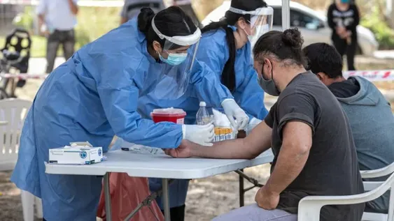 Otras 10 personas murieron y 2.922 fueron diagnosticadas con coronavirus en el país