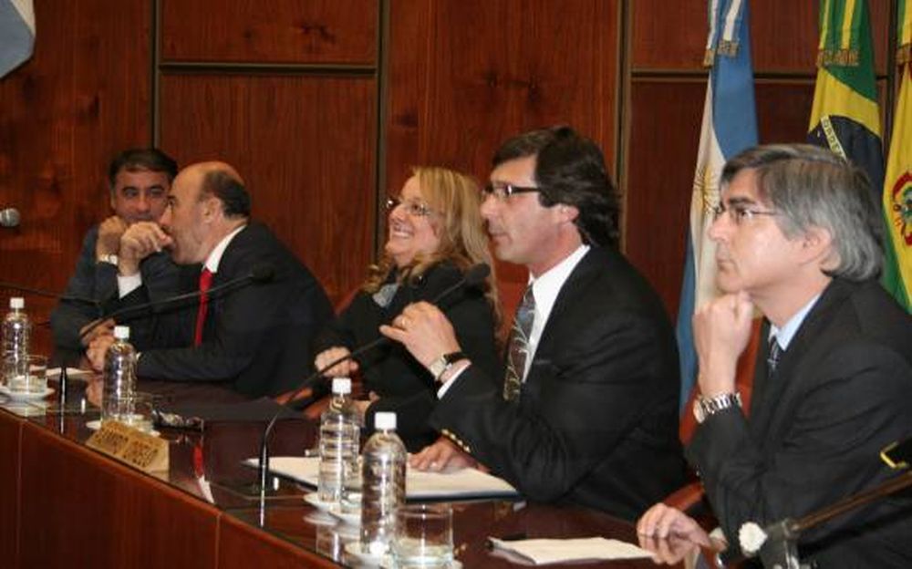 Cumbre Social: por primera vez debate en una Legislatura