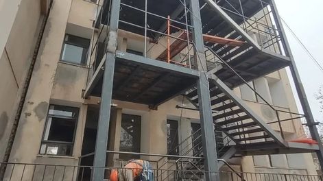 Dieron a conocer el estado de salud del obrero que cayó del 4to piso del edificio 9 de Julio