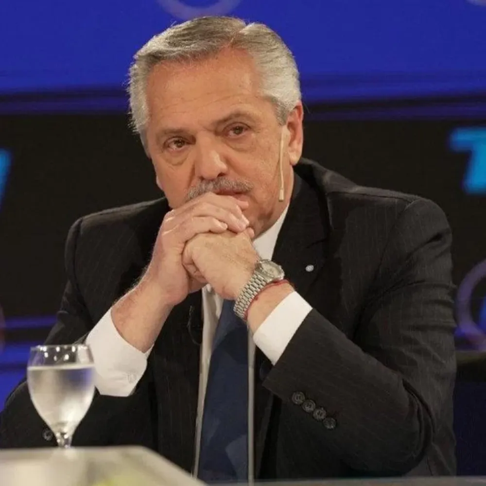 Ordenaron la inhibición de bienes de Alberto Fernández y que se levante el secreto fiscal