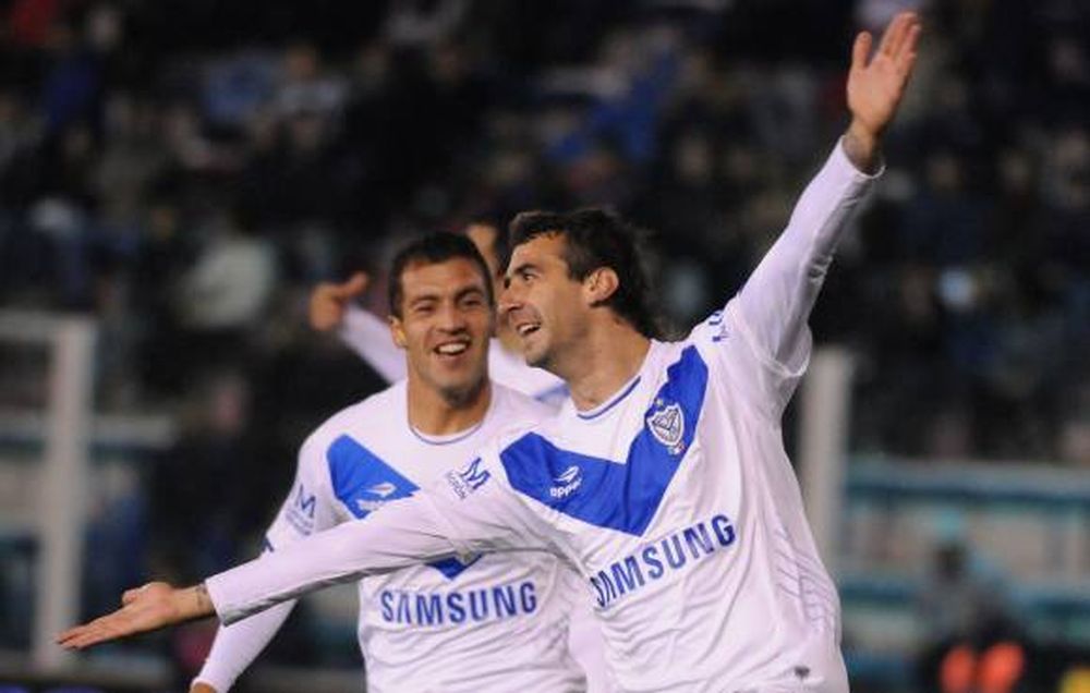 Vélez lo ganó en la agonía
