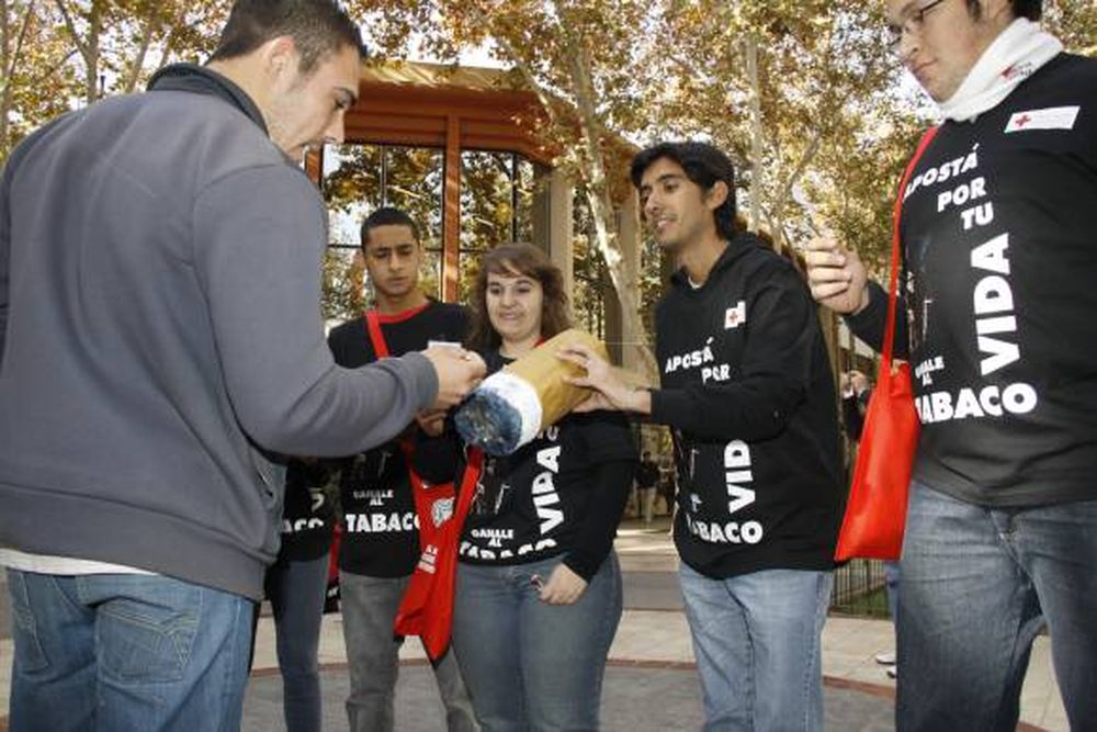 Crece el índice de gente que le dice chau al pucho