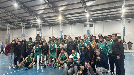 Festejo. La Unión Vecinal de Rodeo se quedó con el Apertura de Iglesia ante Racing de Jáchal.