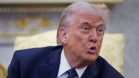 Donald Trump tomaría represalias contra España por noprestar bases militares a Estados Unidos. Donald Trump tomaría represalias contra España por noprestar bases militares a Estados Unidos.