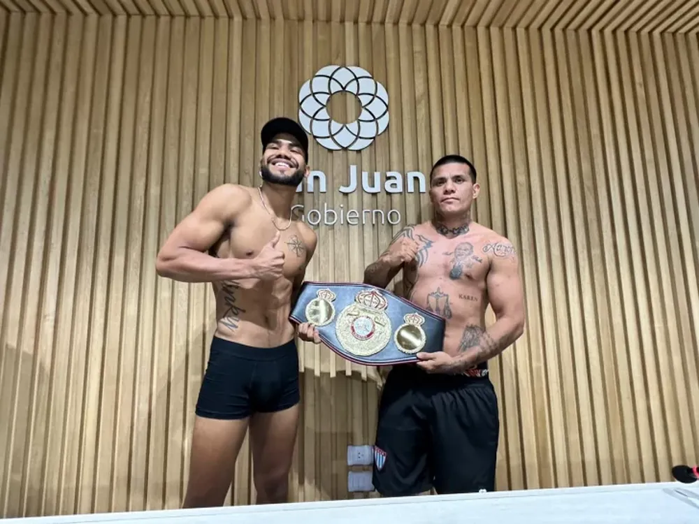 Listos. Rodrigo Carabello y el sanjuanino Pacman Fernández dieron el peso y este viernes buscarán la corona mundial.