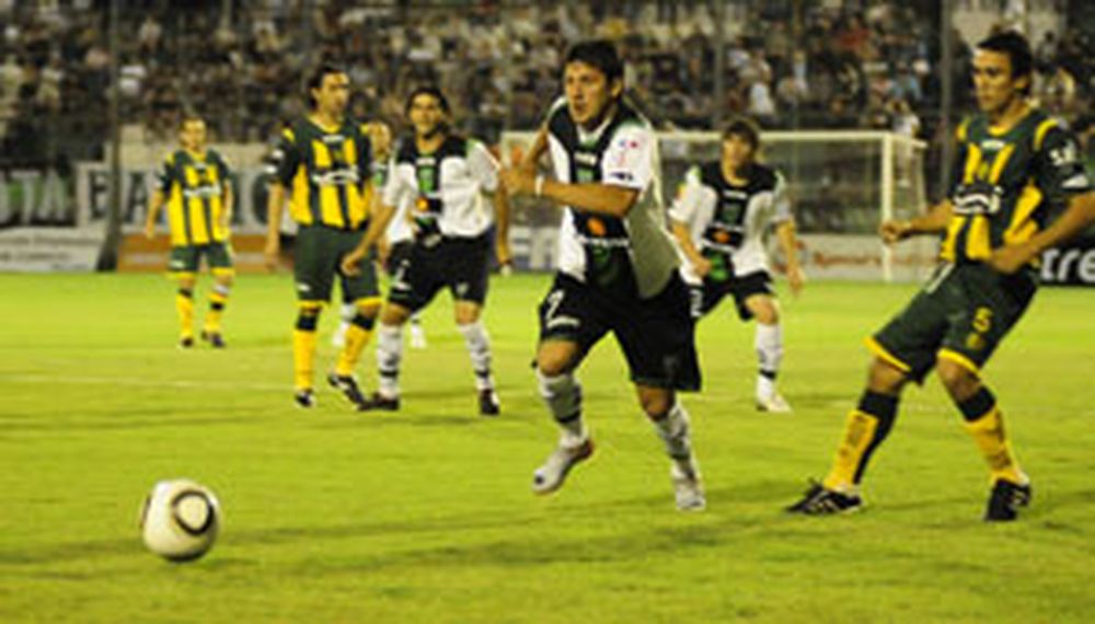 San Martín consiguió un agónico punto ante Aldosivi