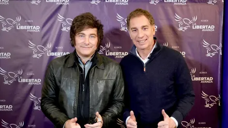 Javier Milei y Diego Santilli.-