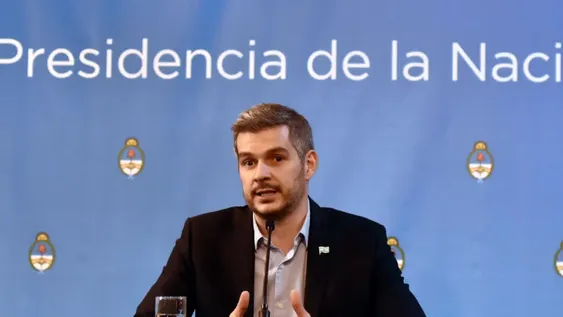 Peña insiste en que “no hay motivos para preocuparse por el dólar”