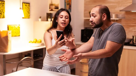 Infieles. Según la astrología son tres signos del zodíaco los más propensos a la infidelidad.