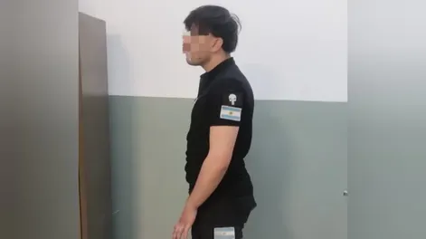 Se hacía pasar por policía y lo detuvieron armado en una esquina de Sarmiento