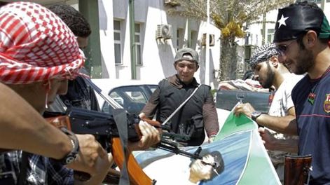 Habló Khadafi y prometió “victoria o muerte” frente a los ataques