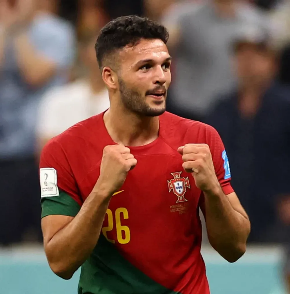 El turno para los otros candidatos a la corona