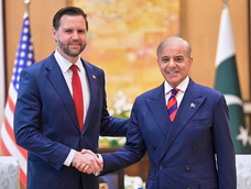 JD Vance y Shehbaz Sharif comenzaron las conversaciones. JD Vance y Shehbaz Sharif comenzaron las conversaciones.