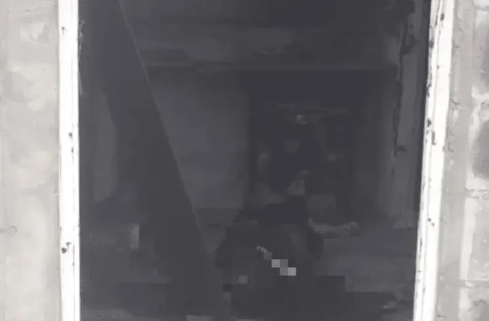 Asesinaron a drogadicto, le cortaron el pene y se lo metieron en la boca