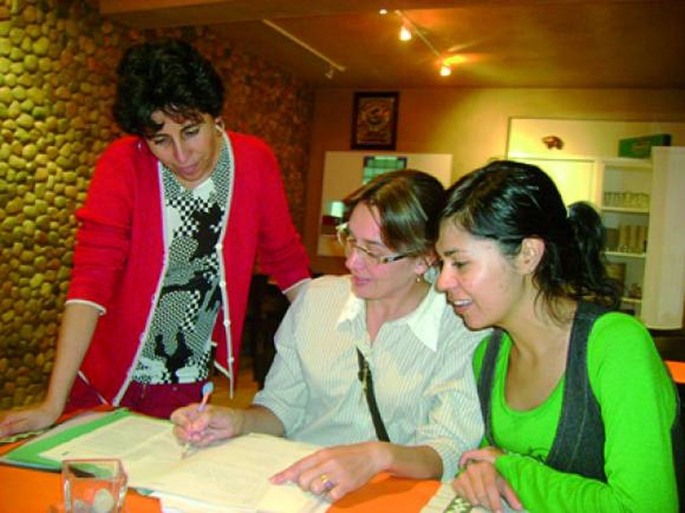 Tamberías aprende inglés y se prepara para el turismo