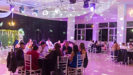 Por la importante demanda de eventos sociales dicen que faltan trabajadores