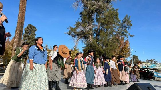 La conmemoración del Dïa de la Bandera en 25 de Mayo también incluirá espectáculos artísticos tradicionales.