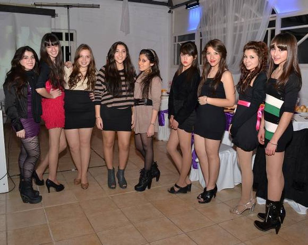 Quince para Constanza Santori