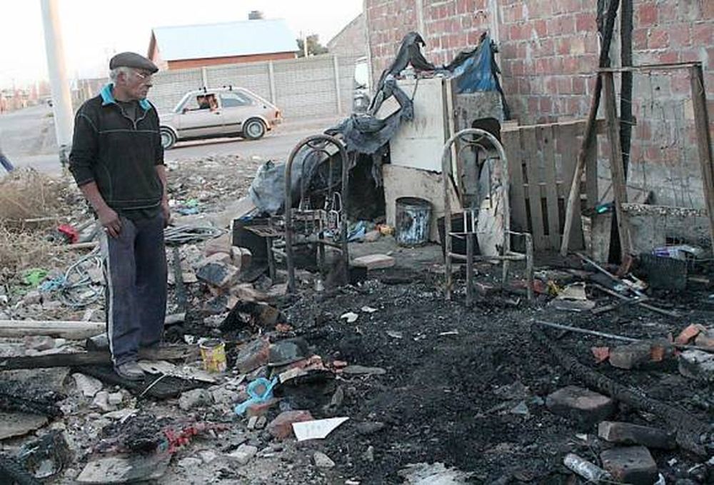 Incendiaron el rancho de un pensionado