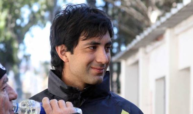 El Argentino A tiene letras mayúsculas