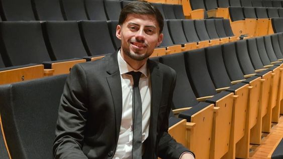 Luis Ávila, el escritor sanjuanino que escirbió dos guiones para el Ciclo de Mitos y Leyendas Argentinos, producido por Cultura de la Nación. El segundo, El desertor, estrenará en octubre en el Palacio Libertad.&nbsp;
