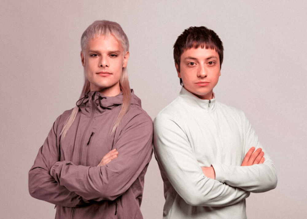 El Latin Grammy tiene como principales candidatos argentinos a Ca7riel y Paco Amoroso, con seis nominaciones por Free Spirits.