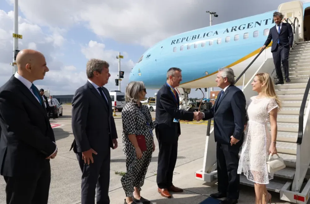 El Presidente llegó a Bruselas para la cumbre entre la Unión Europea y la Celac