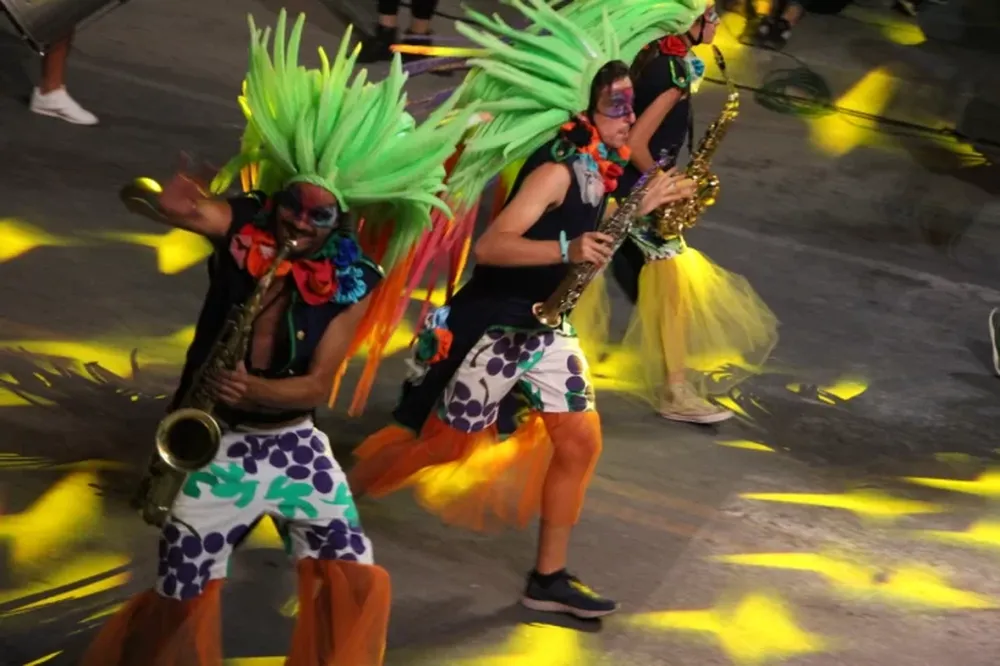 Las postales del Carrusel del Sol