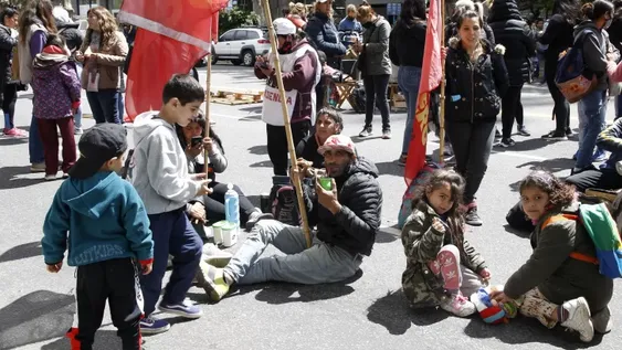 Piden comida en Mar del Plata