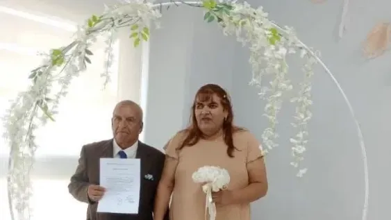 El video de la emocionante boda de la curandera más conocida de Chimbas