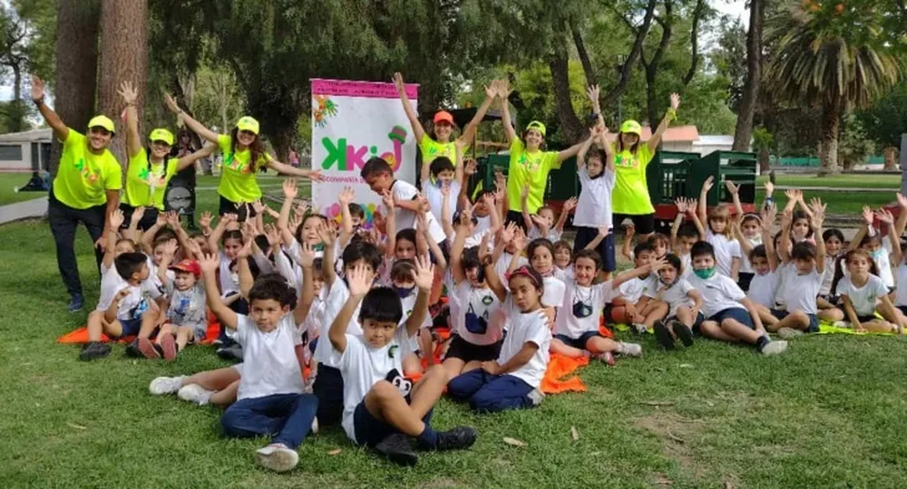 Egresaditos, la opción de fiestas para el jardín y Primaria que son un furor