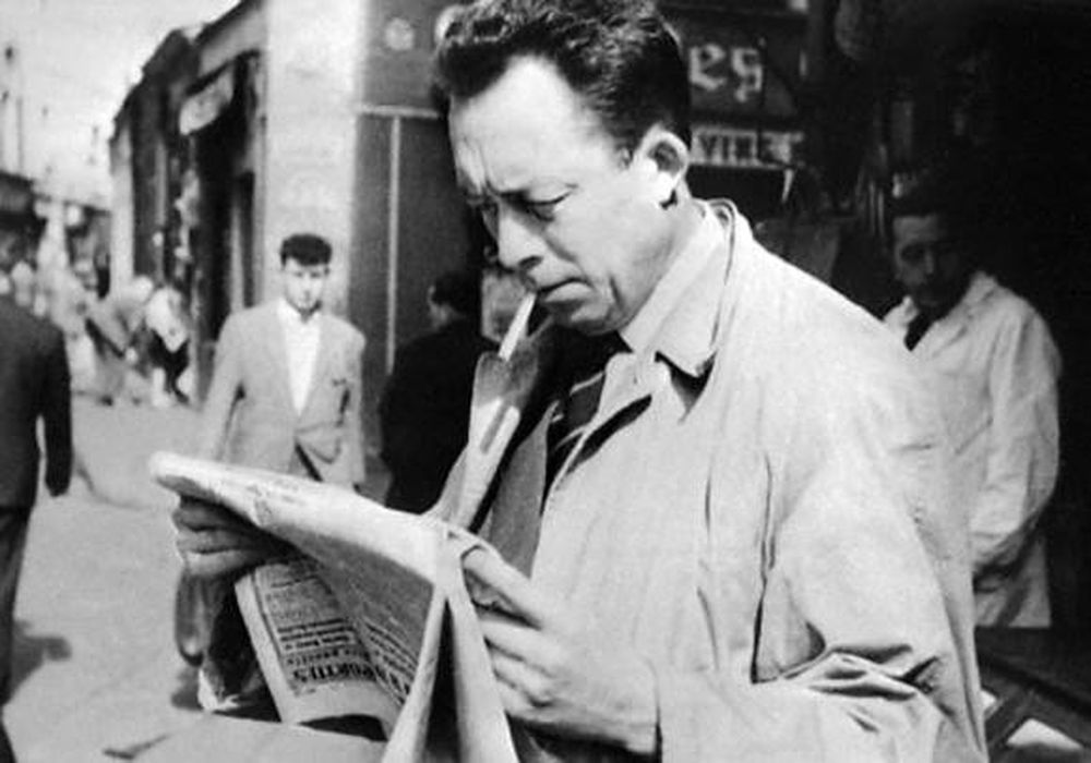Una tumba en el Panteón de Hombres Ilustres para Camus