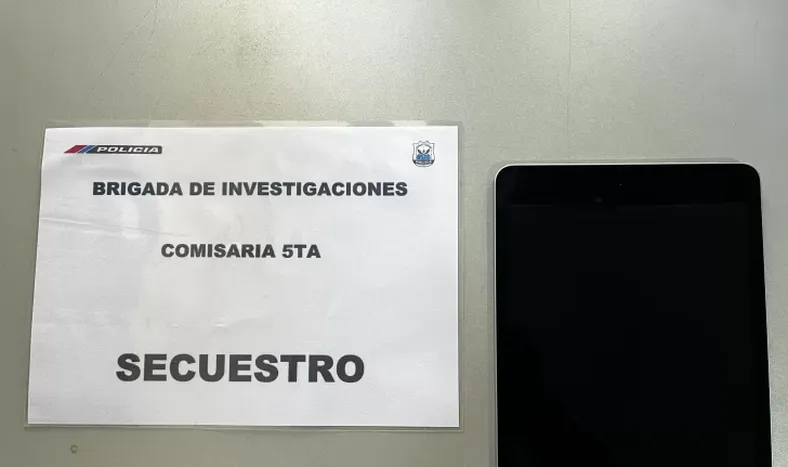 Robaron en la camioneta de una arquitecta y recuperaron una tablet valuada en casi $2 millones