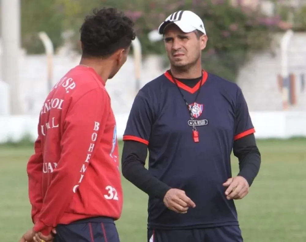 Cristian Bove es el nuevo DT de Desamparados