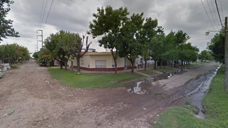 Le dispararon a un policía para robarle, enfrentó a los ladrones y mató a uno de ellos