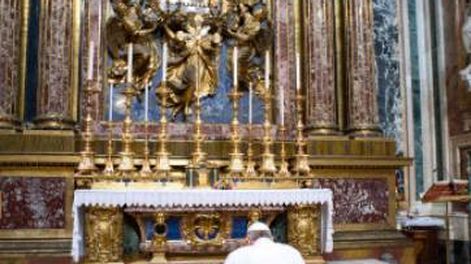 Pidió no viajar  y donar lo que podrían gastar