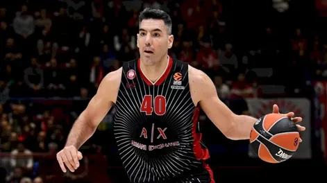 Luis Scola tiene coronavirus y está aislado en su casa