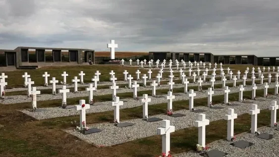 Buscan restos de soldados argentinos en Malvinas que no fueron encontrados