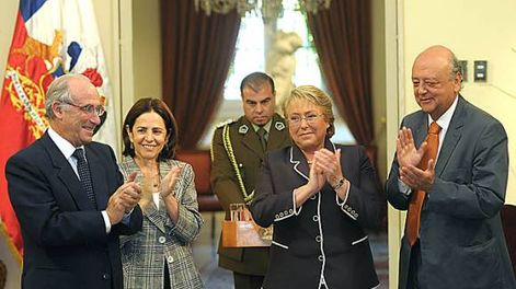 Bachelet busca pacto electoral