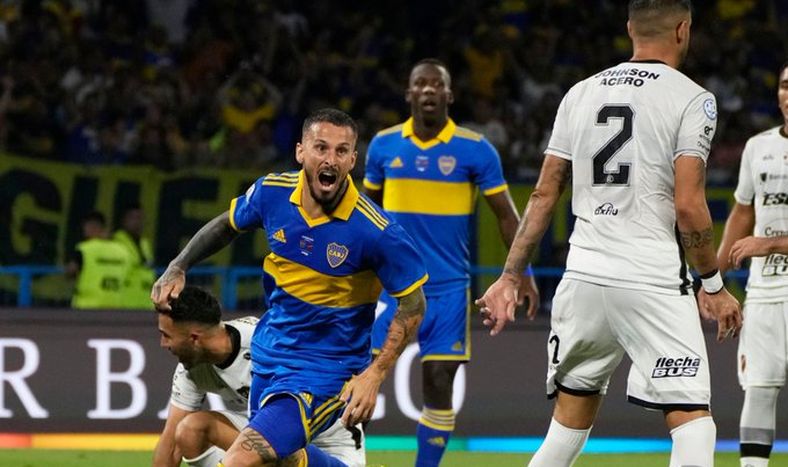 Con un triplete de Benedetto, Boca goleó a Patronato y sumó un nuevo título