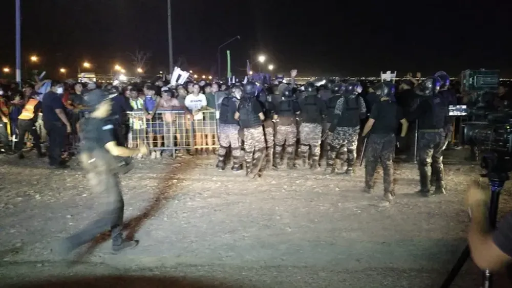 La venta de entradas presencial para ver a la Selección se adelantó en El Villicum